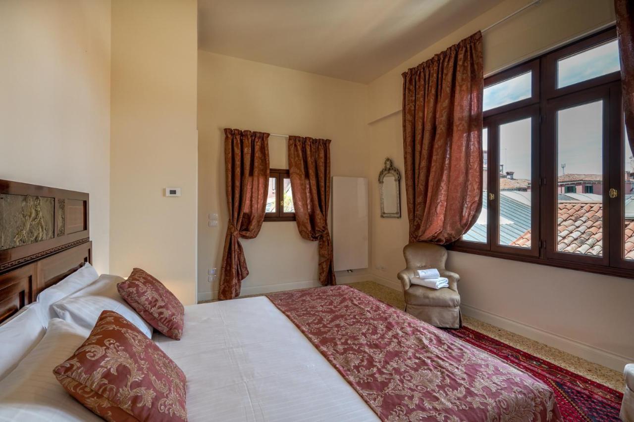 Ca' Longo Palace Damasco Venezia Eksteriør bilde